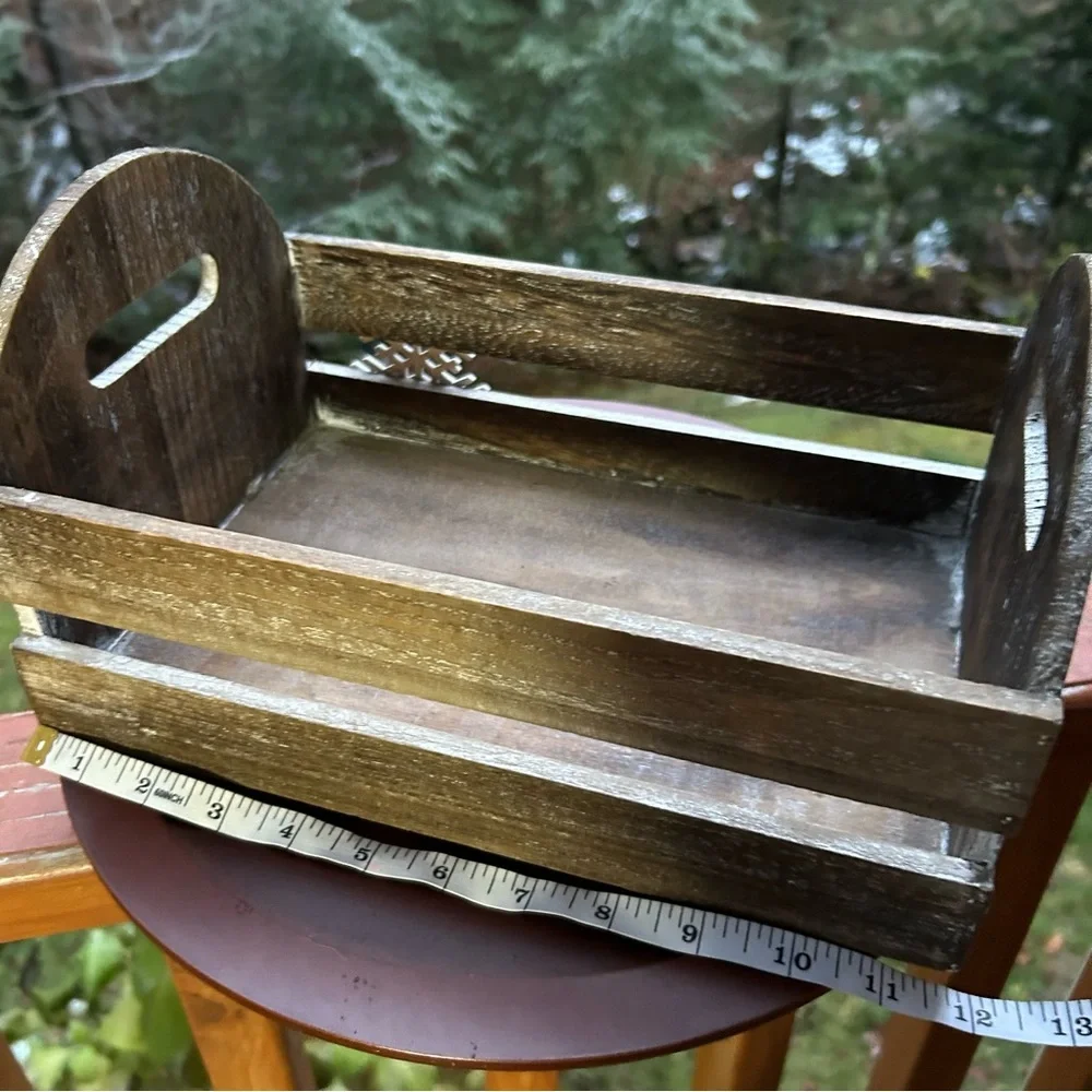 Rustic Wood “Season’s Greetings” Crate | Farmhouse Winter Decor Basket ❄️